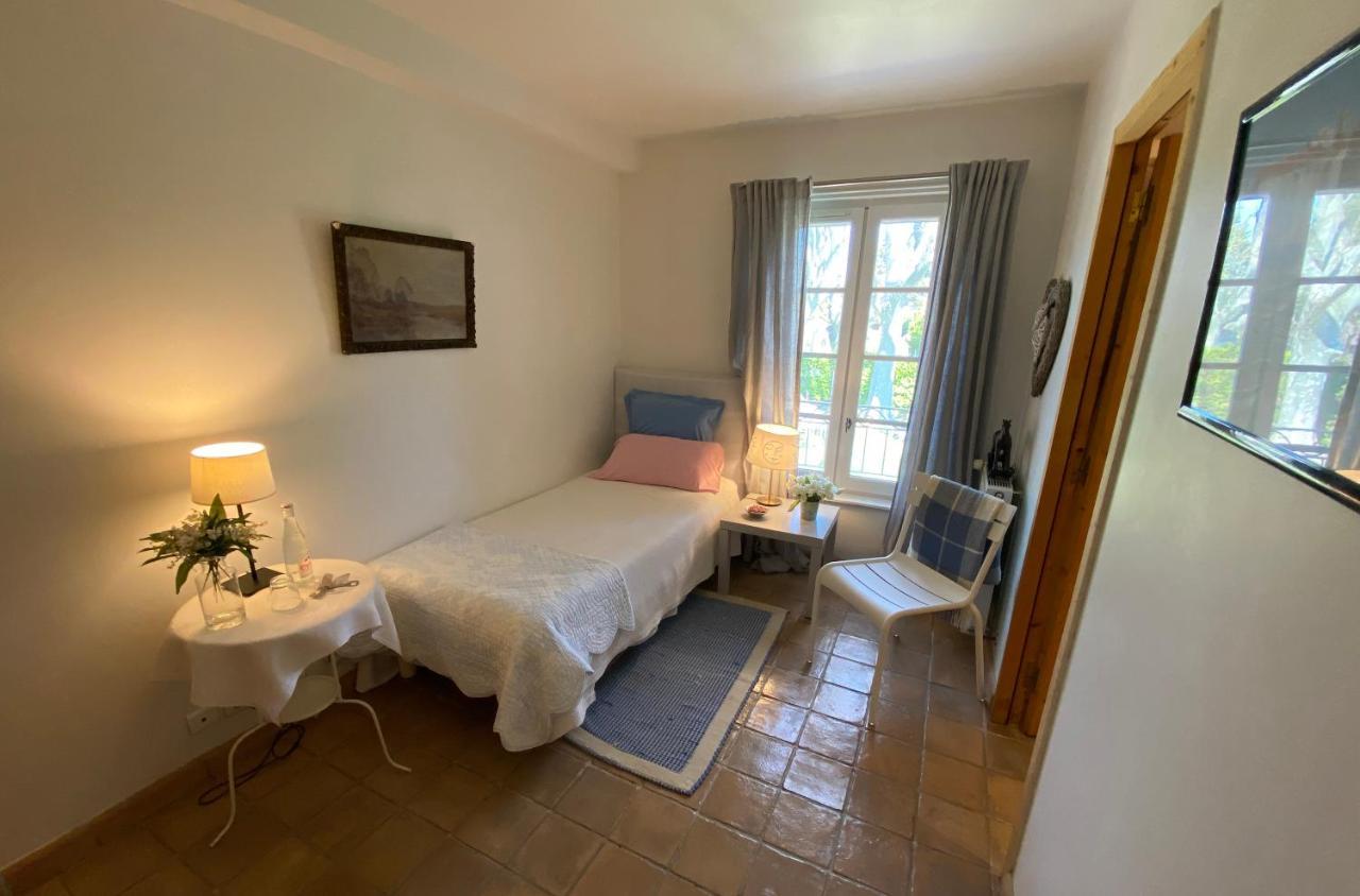 La Ferme De Gigognan Bed & Breakfast Avignon