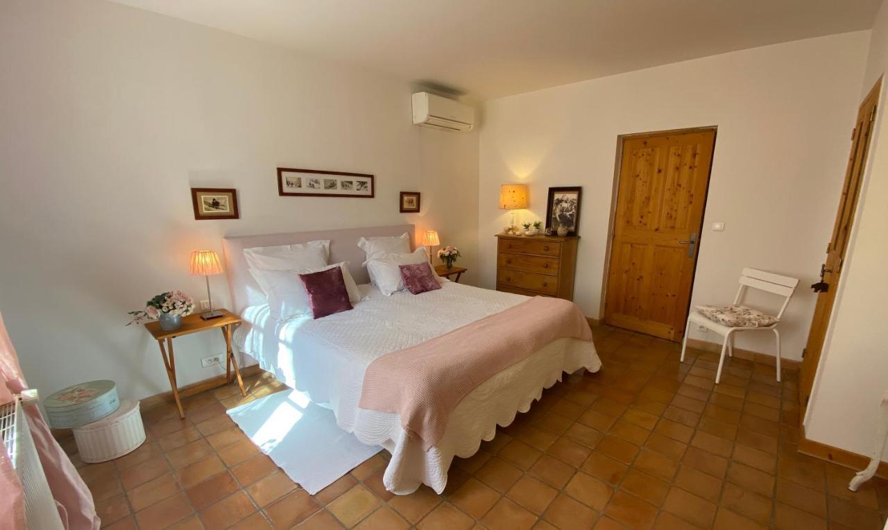 La Ferme De Gigognan Bed & Breakfast Avignon