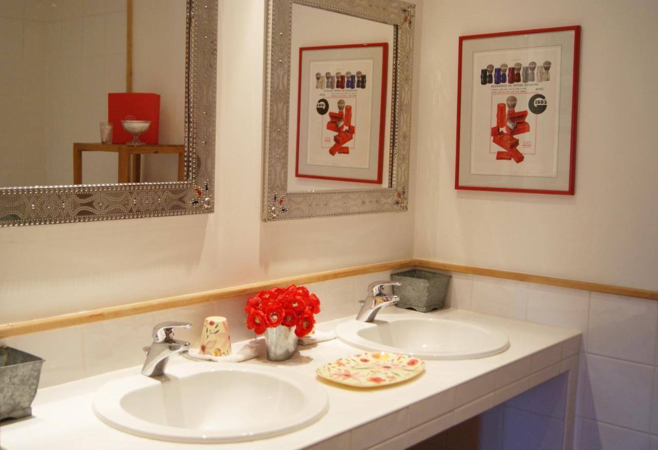 Bed & Breakfast La Ferme De Gigognan 2*